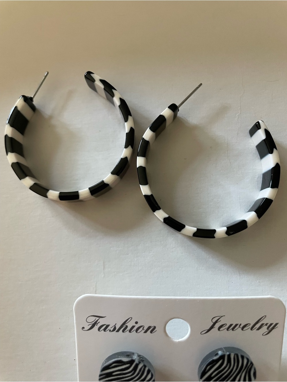 Earrings BUNDLE Polka Dot and Striped Earring Set of 6 pairs nwt - Picture 5 of 5